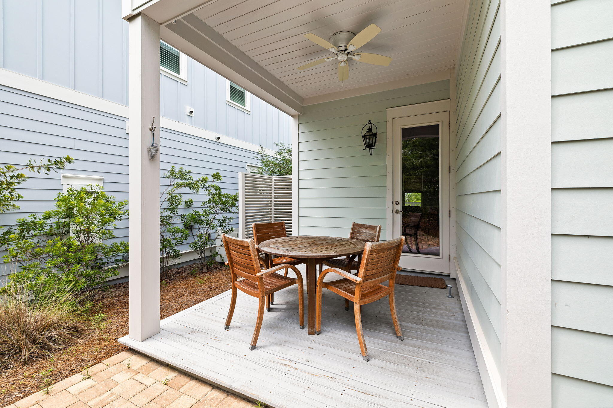 HIGHLAND PARKS - Residential