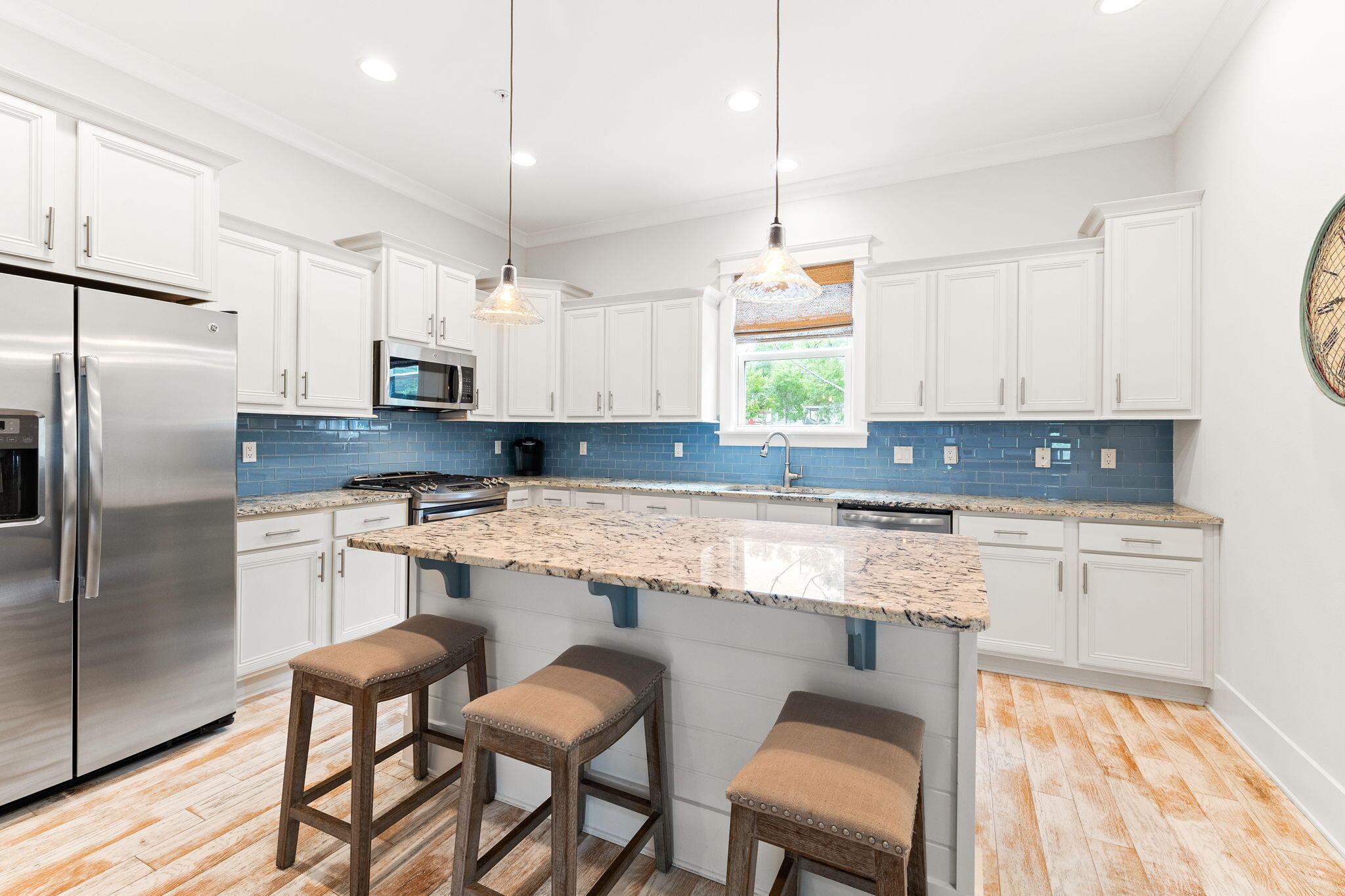 HIGHLAND PARKS - Residential