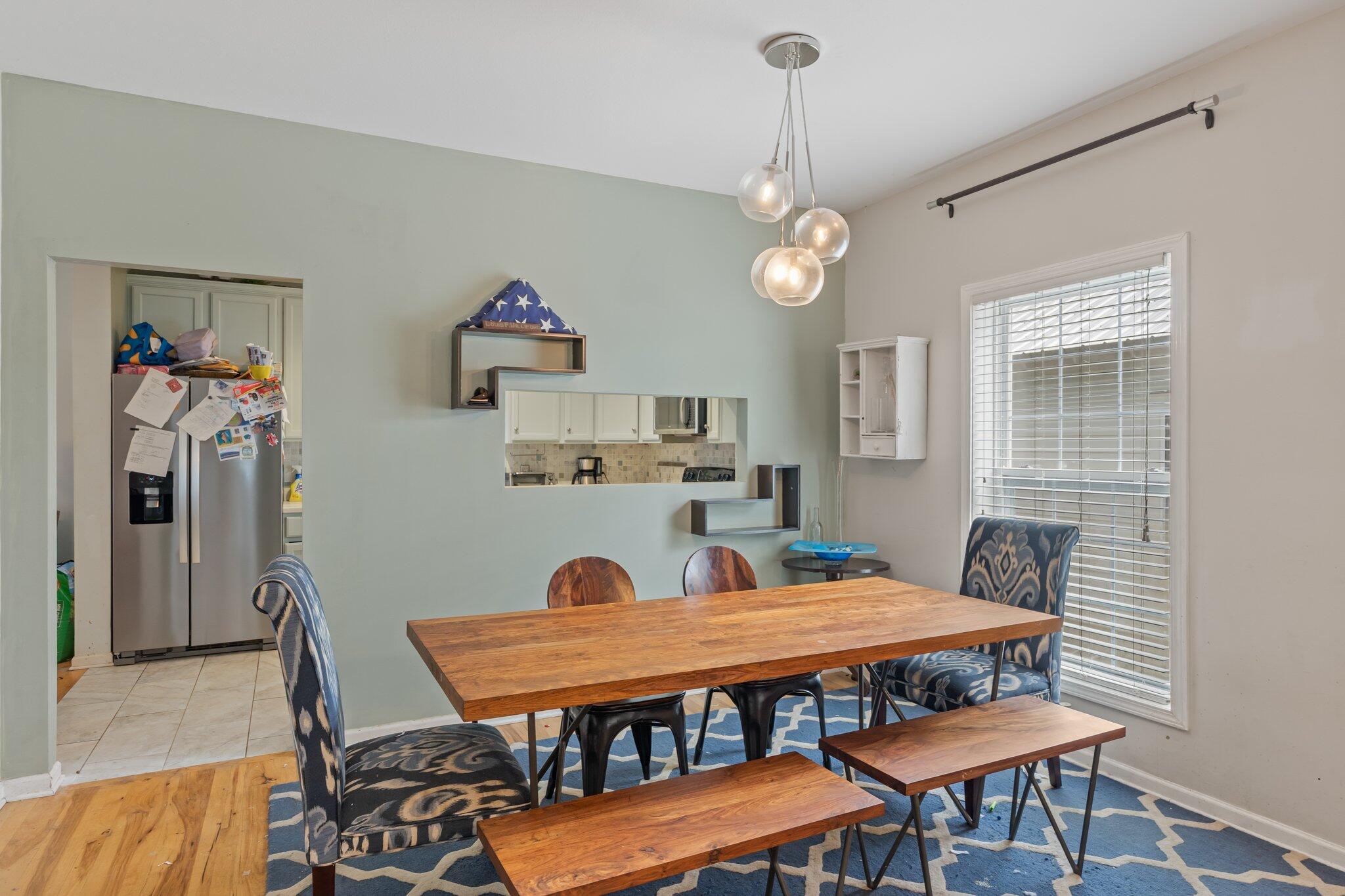 MAGNOLIA BEACH - Residential