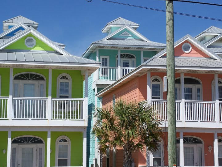 SUMMER TOWNE - Residential