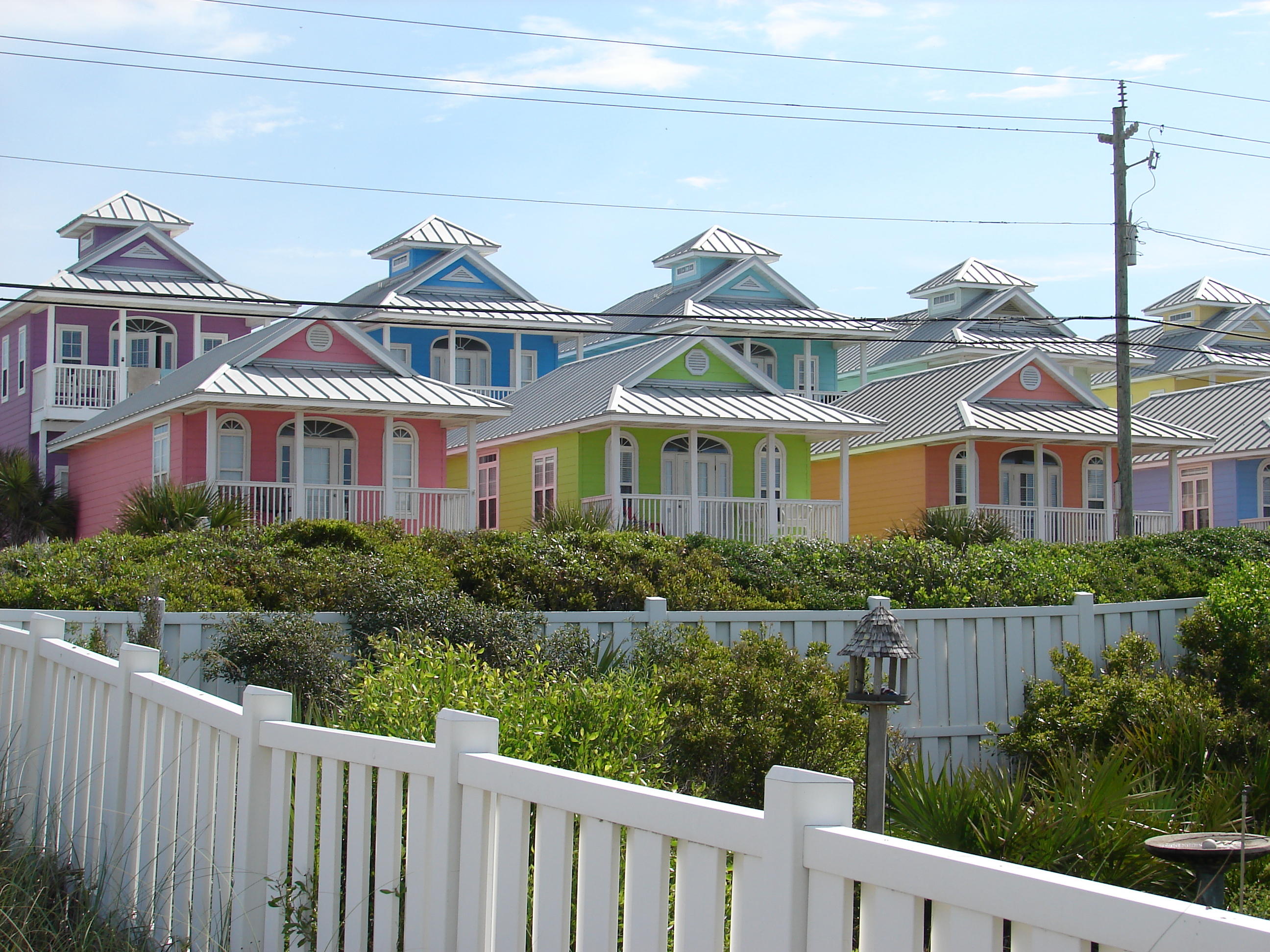 SUMMER TOWNE - Residential