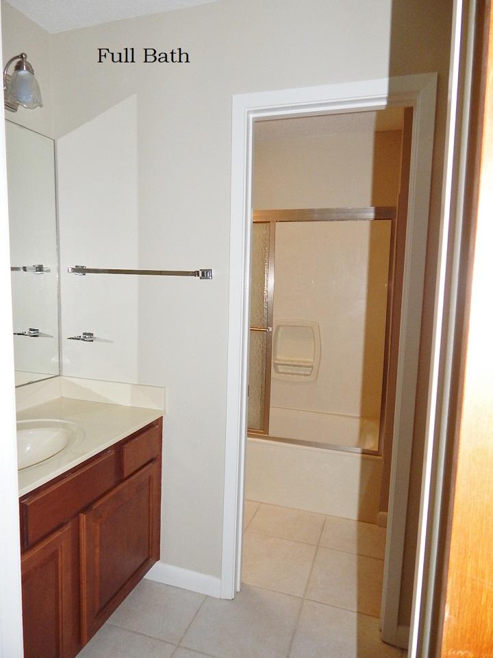 ROCKY BAYOU COUNTRY CLUB ESTATES 1 - Residential