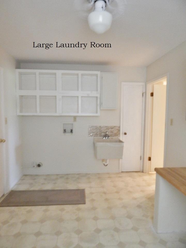 ROCKY BAYOU COUNTRY CLUB ESTATES 1 - Residential