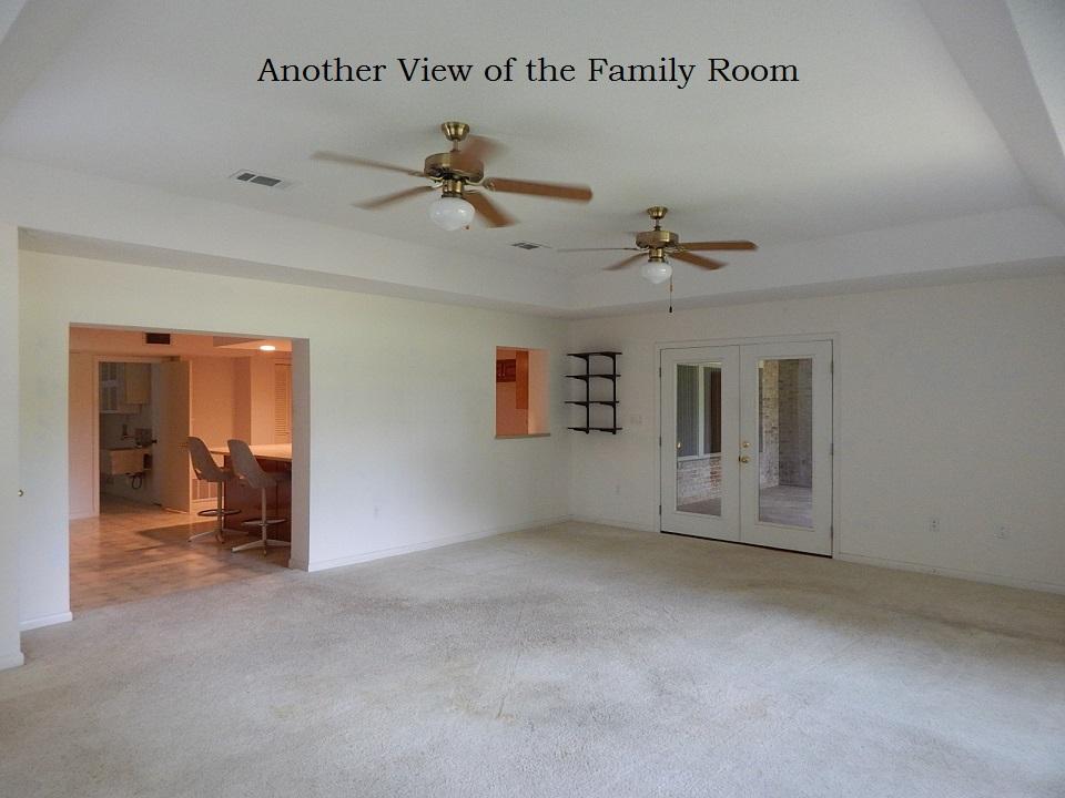 ROCKY BAYOU COUNTRY CLUB ESTATES 1 - Residential