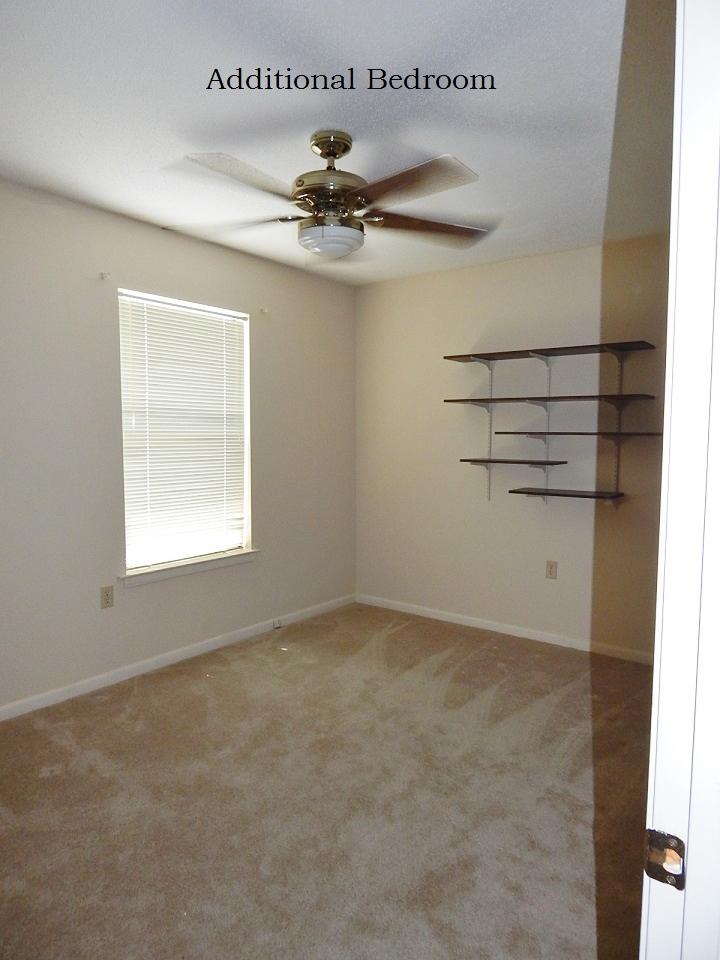 ROCKY BAYOU COUNTRY CLUB ESTATES 1 - Residential