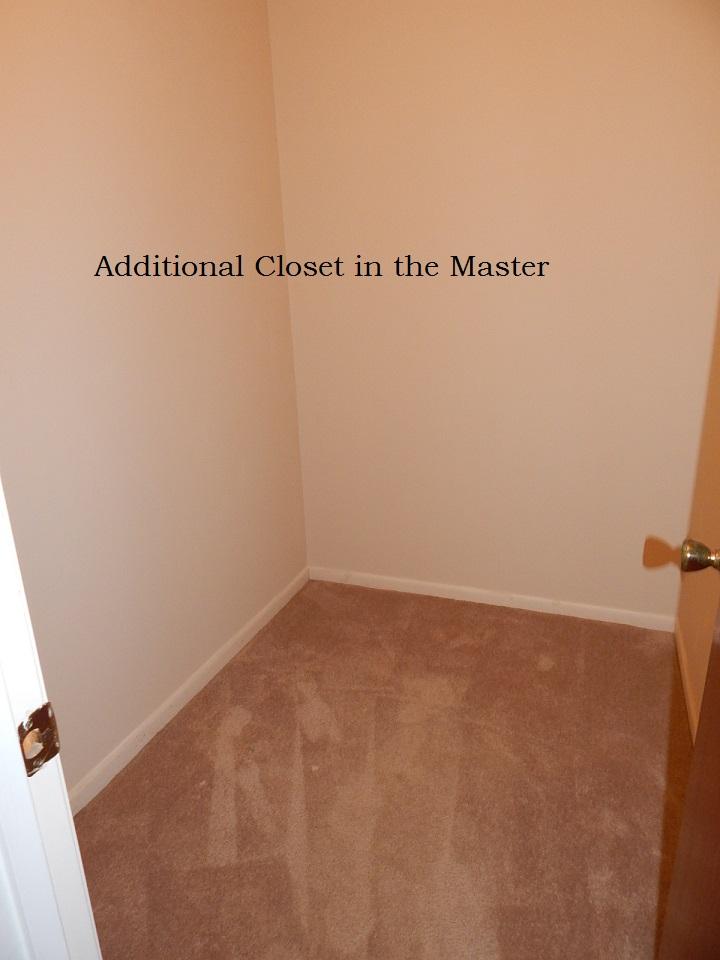 ROCKY BAYOU COUNTRY CLUB ESTATES 1 - Residential