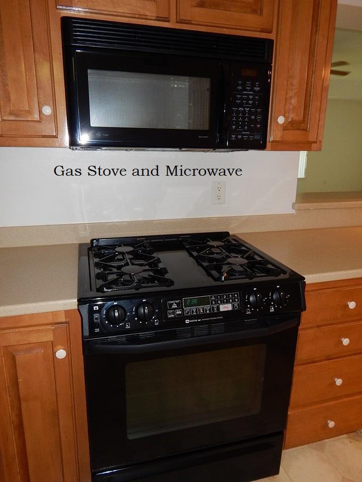 ROCKY BAYOU COUNTRY CLUB ESTATES 1 - Residential