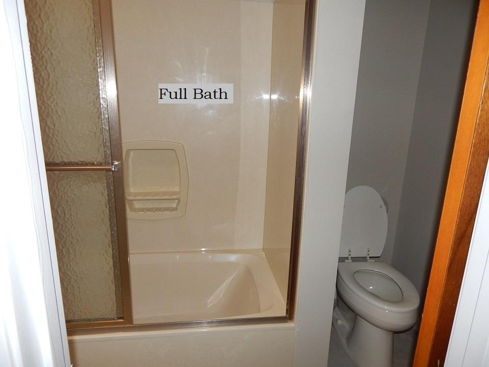 ROCKY BAYOU COUNTRY CLUB ESTATES 1 - Residential