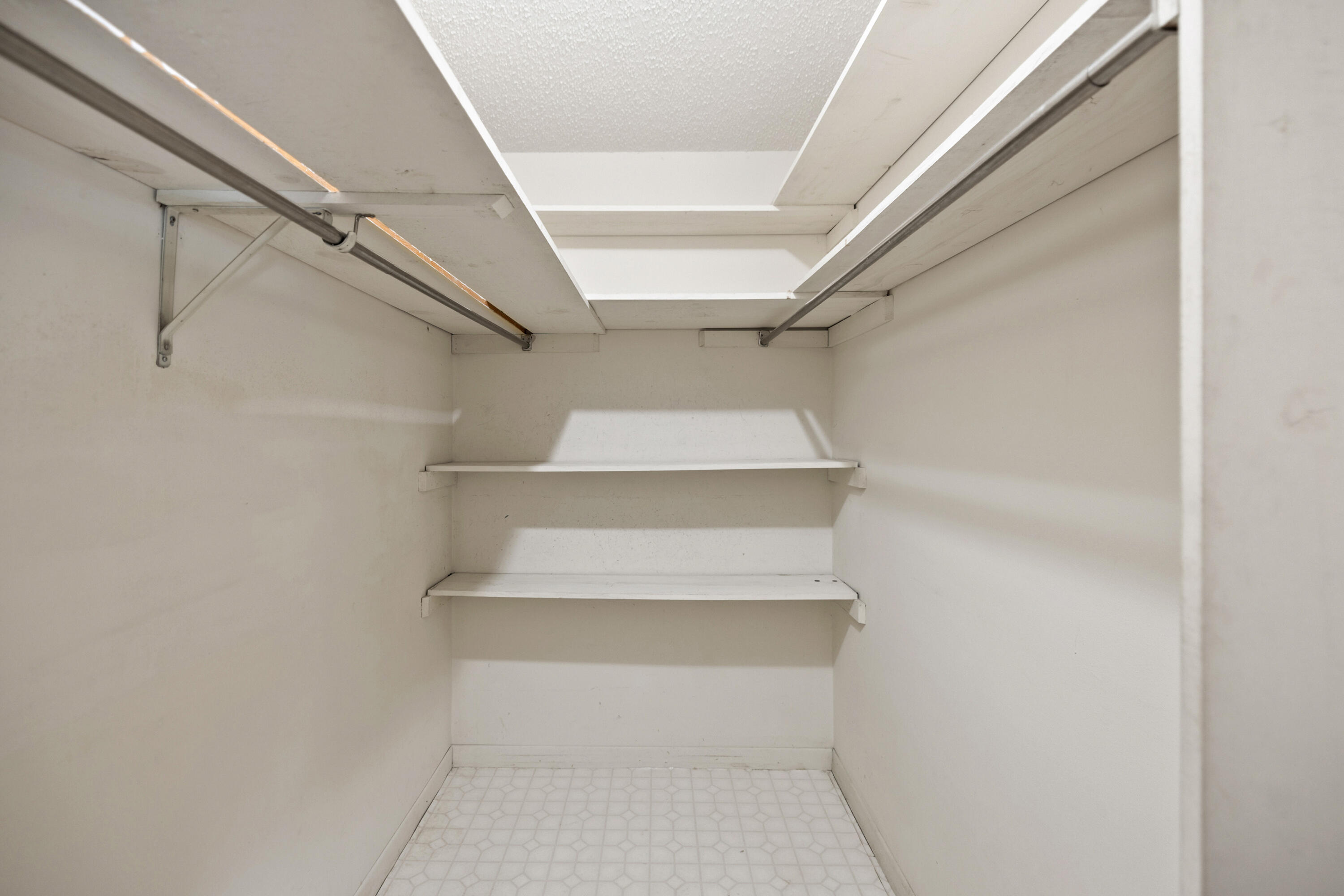 ROCKY BAYOU COUNTRY CLUB ESTATES 1 - Residential