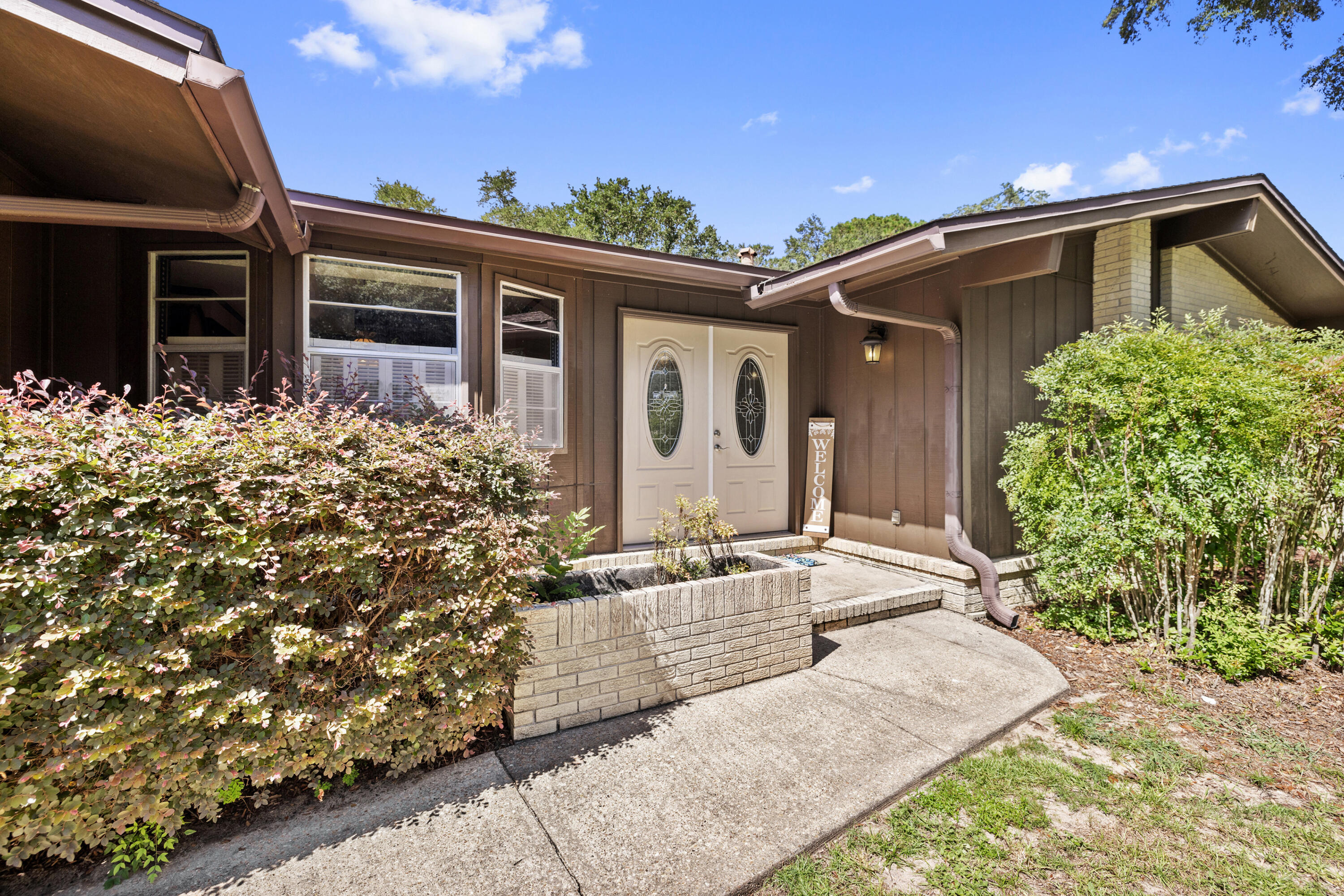 ROCKY BAYOU COUNTRY CLUB ESTATES 1 - Residential