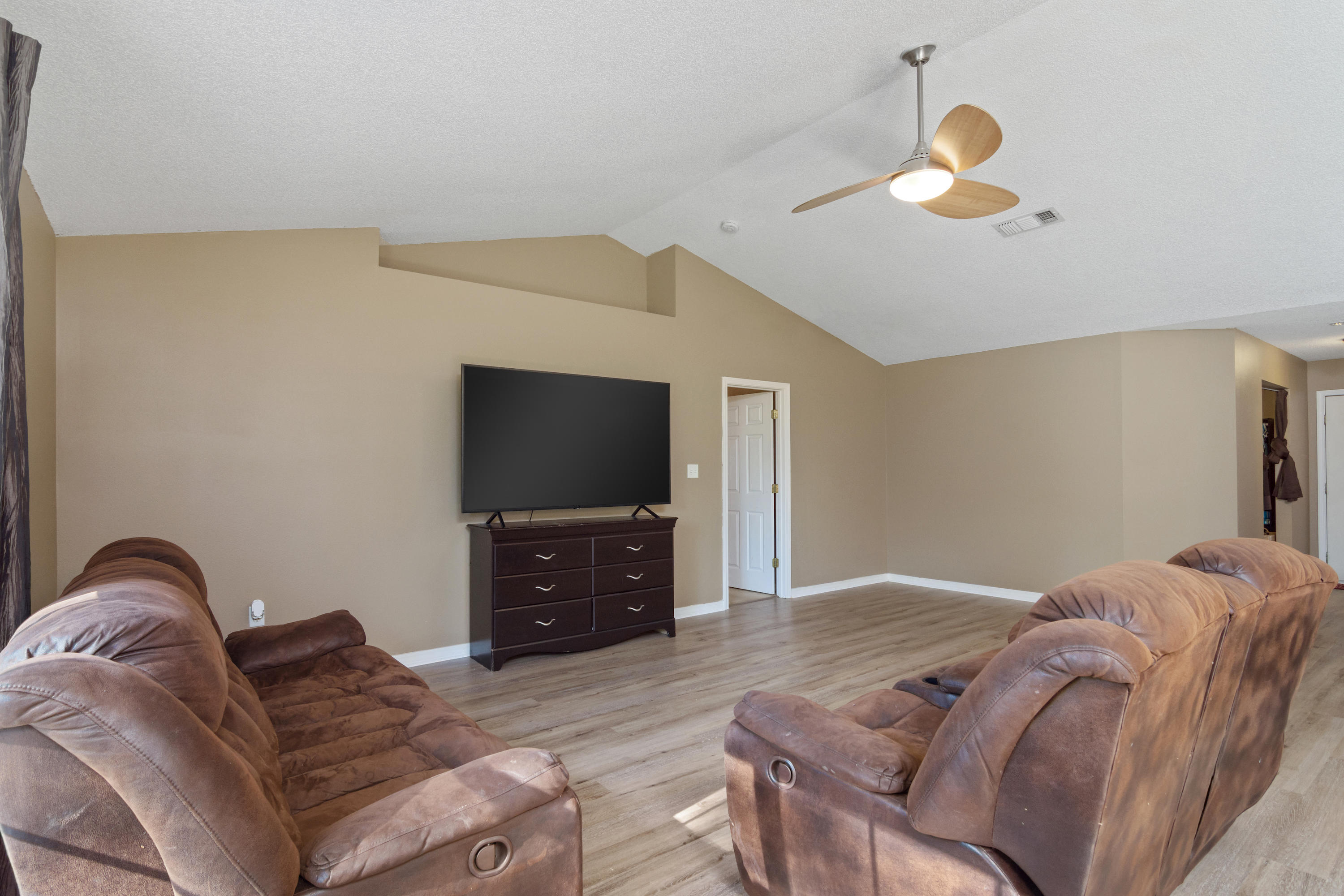 SILVER OAKS PH 2 - Residential