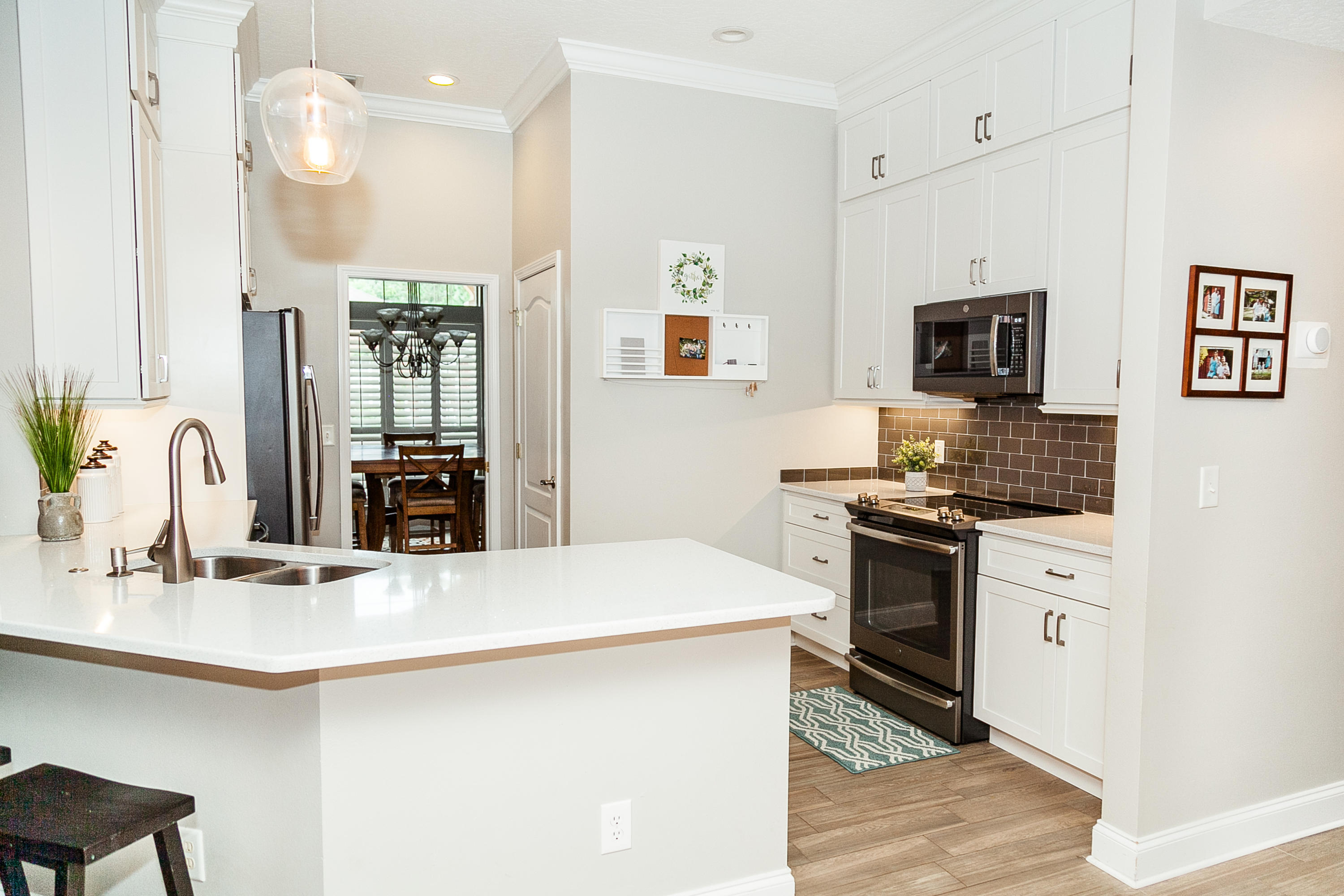 SPARKLING WATERS - Residential