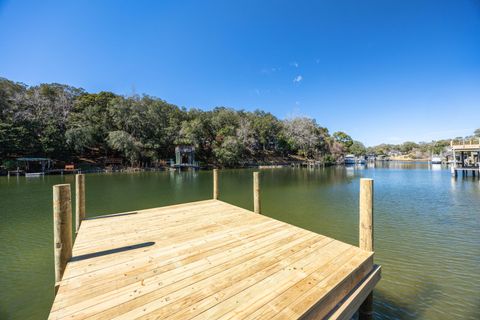 A home in Fort Walton Beach