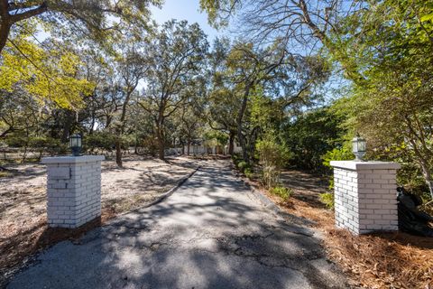 A home in Fort Walton Beach