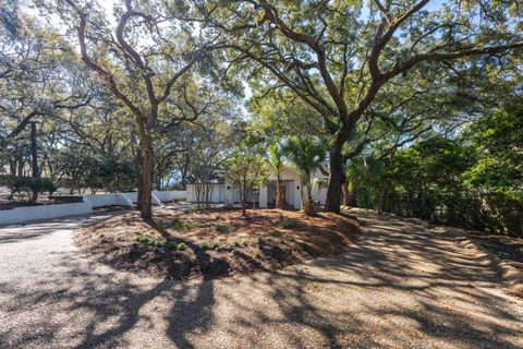 A home in Fort Walton Beach