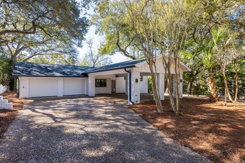 A home in Fort Walton Beach