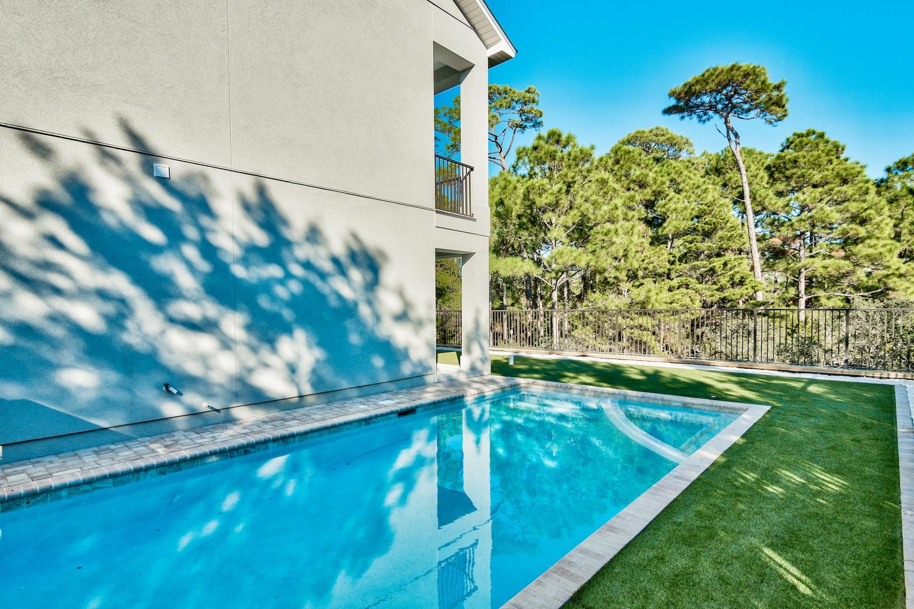 BEACH HIGHLANDS - Residential