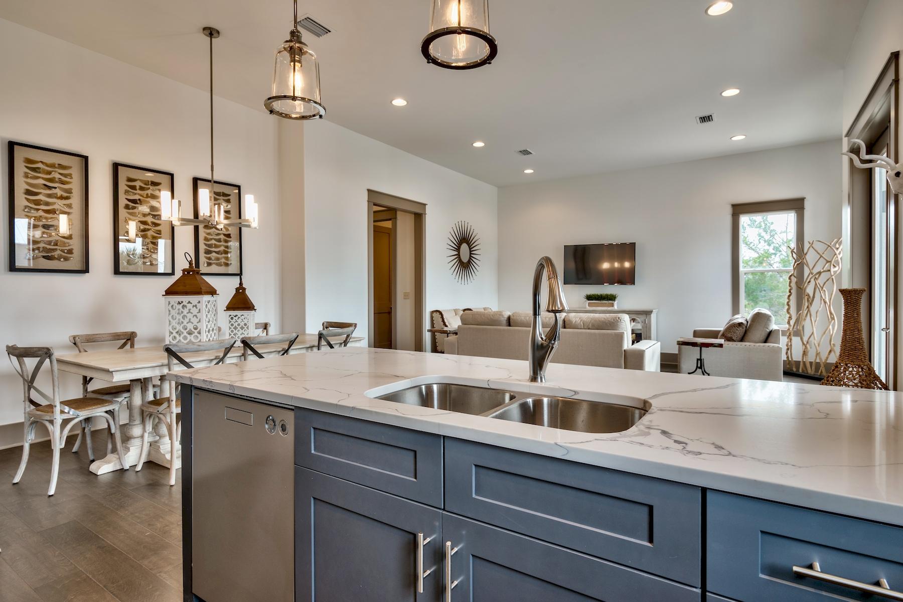 BEACH HIGHLANDS - Residential