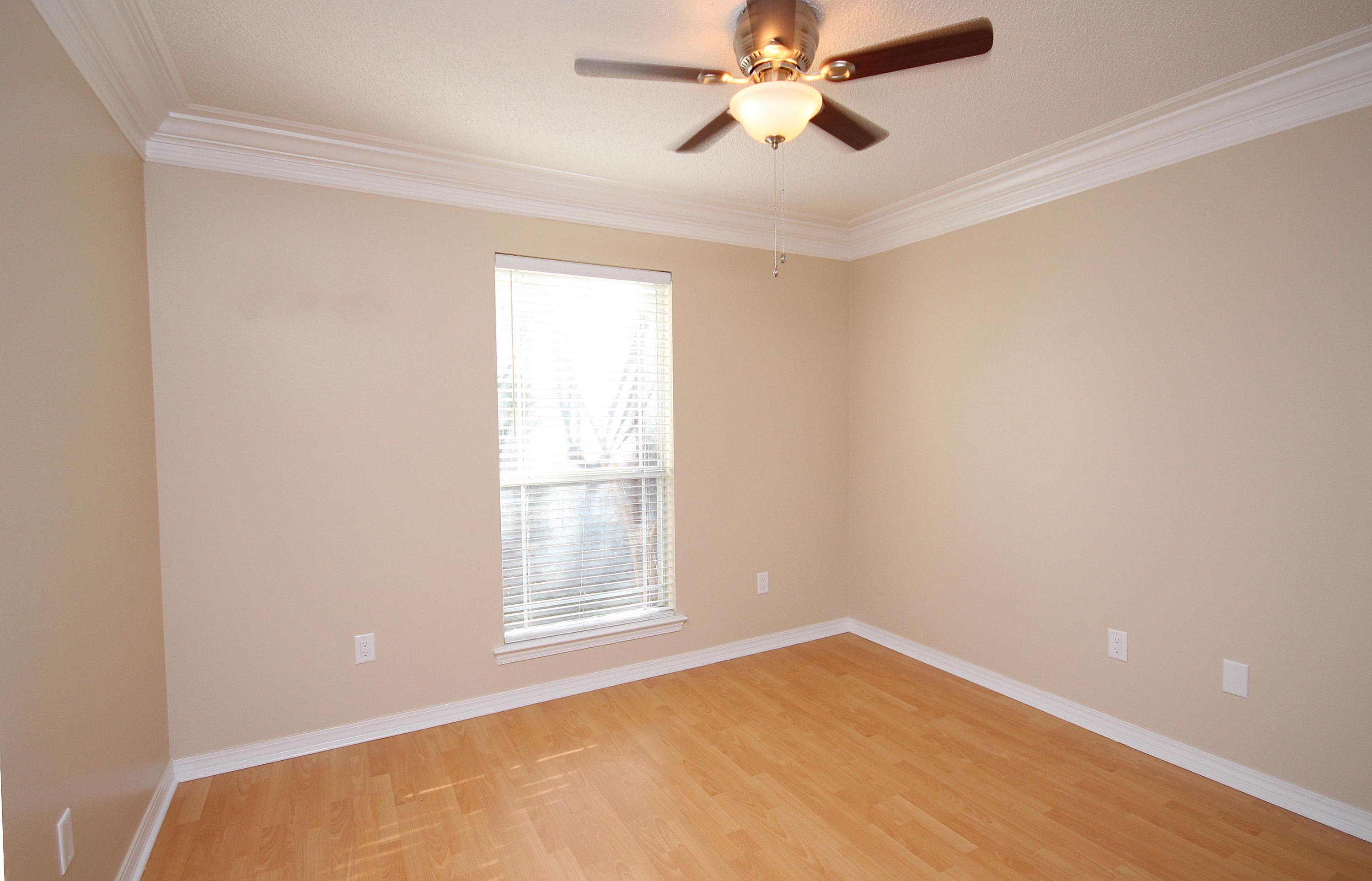 HICKORY SHORES - Residential