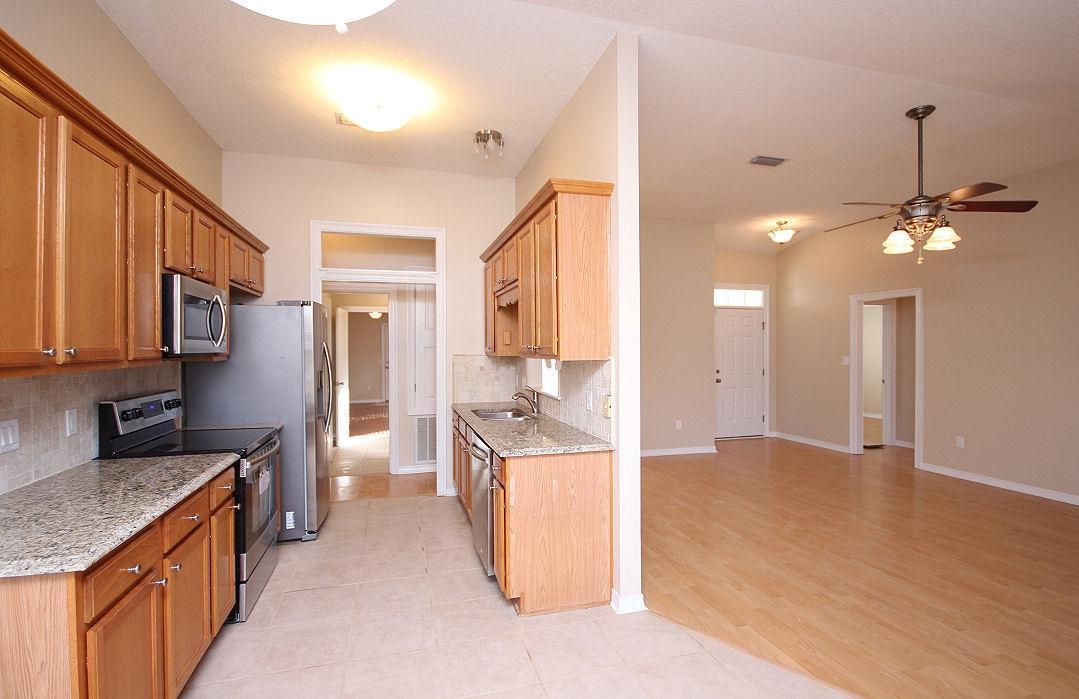 HICKORY SHORES - Residential