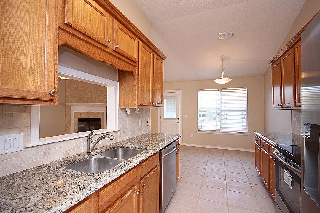 HICKORY SHORES - Residential