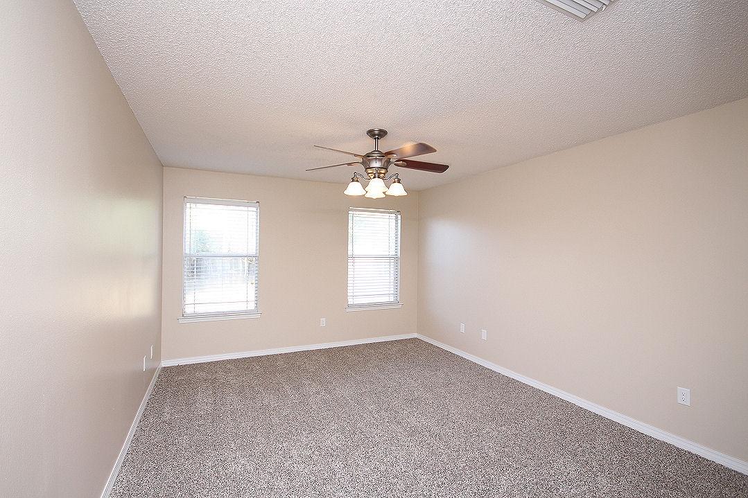 HICKORY SHORES - Residential