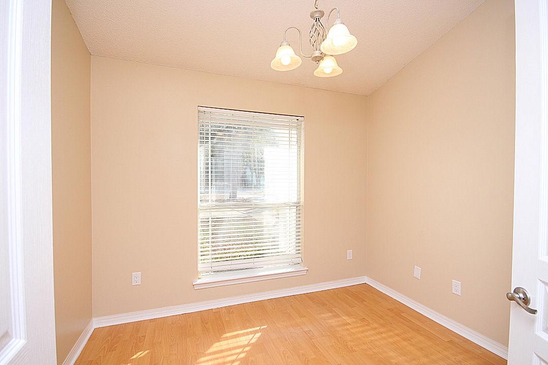 HICKORY SHORES - Residential