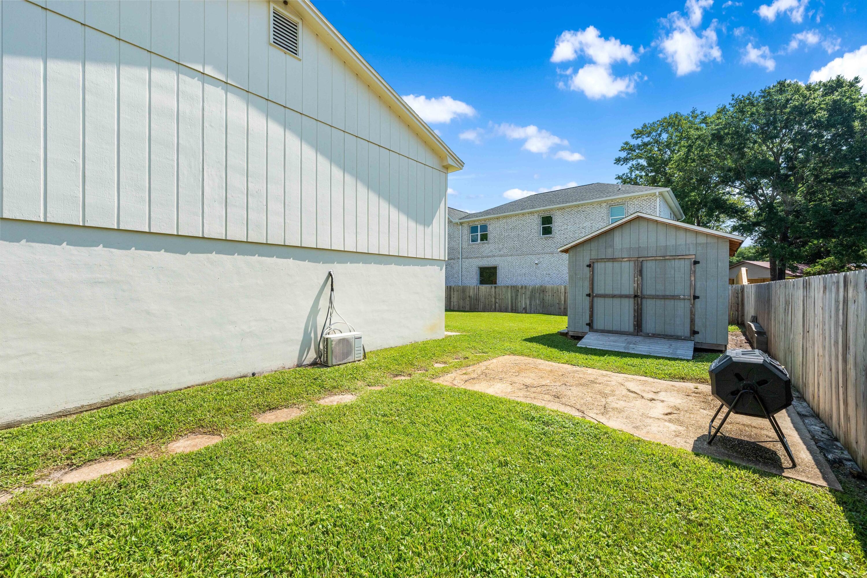 CALHOUN S/D TO DESTIN - Residential