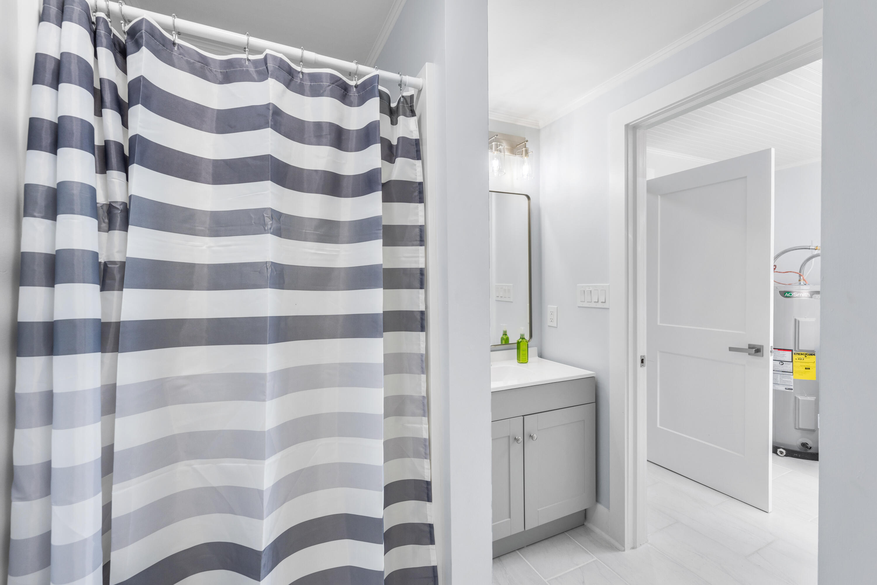 CALHOUN S/D TO DESTIN - Residential