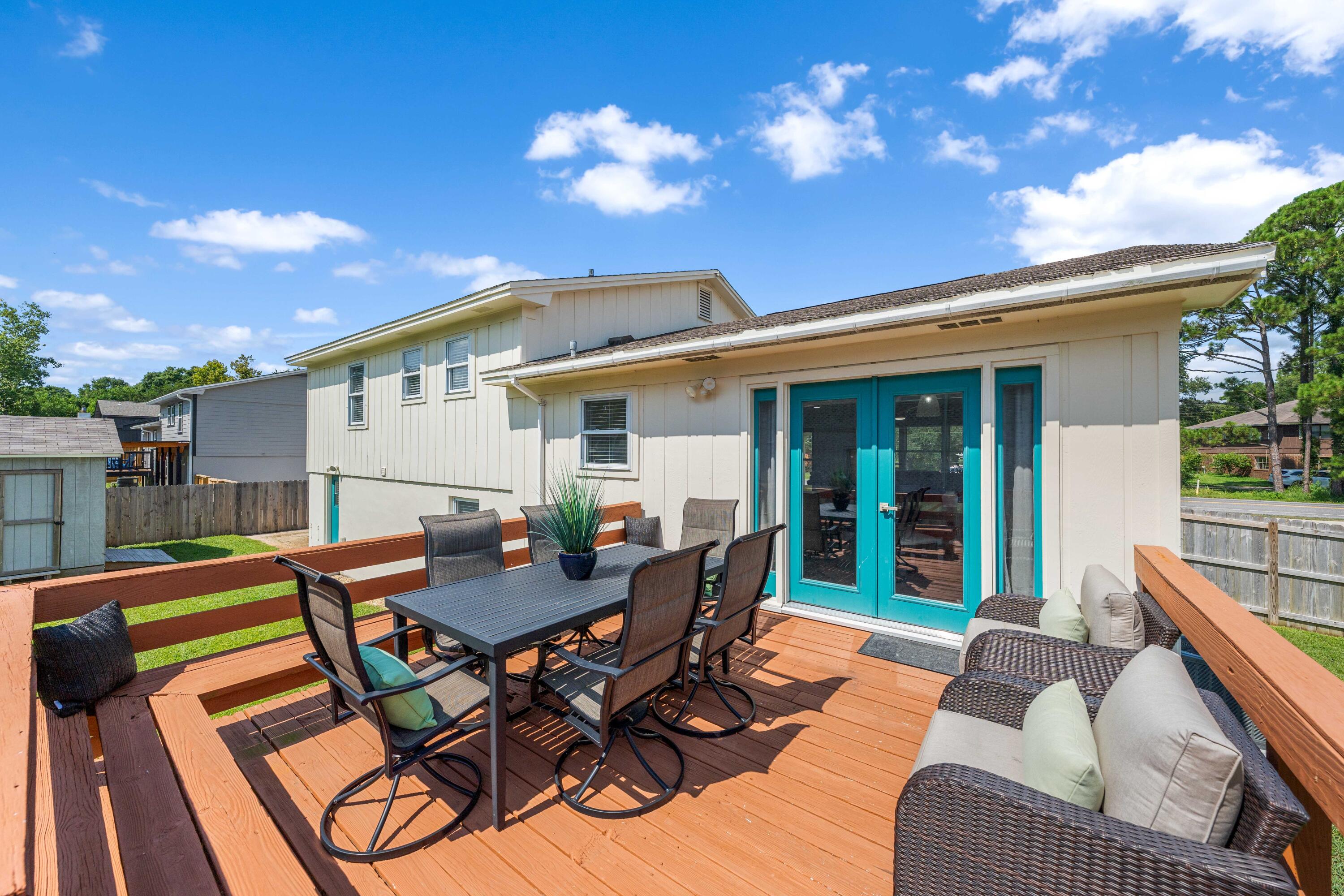 CALHOUN S/D TO DESTIN - Residential