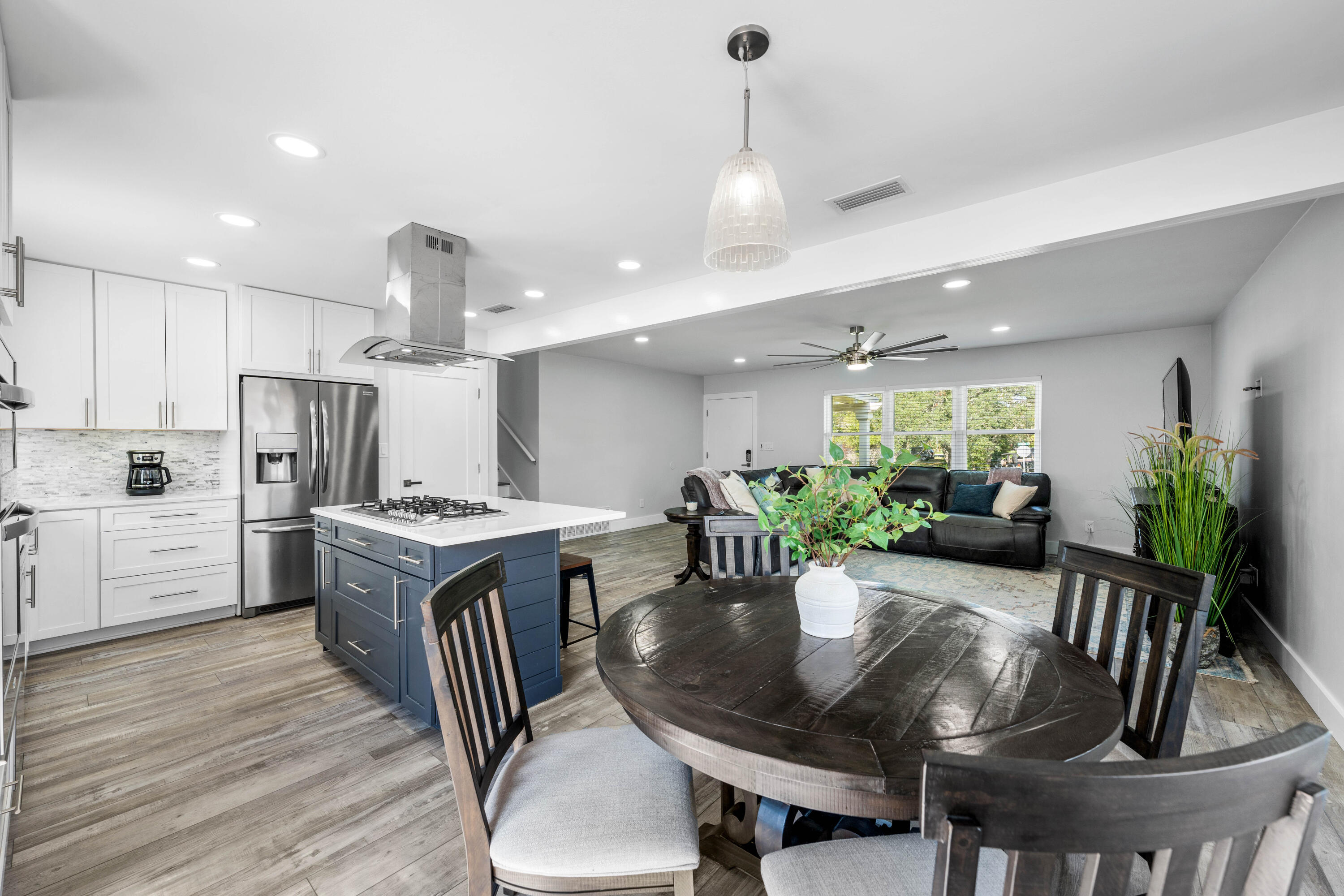 CALHOUN S/D TO DESTIN - Residential