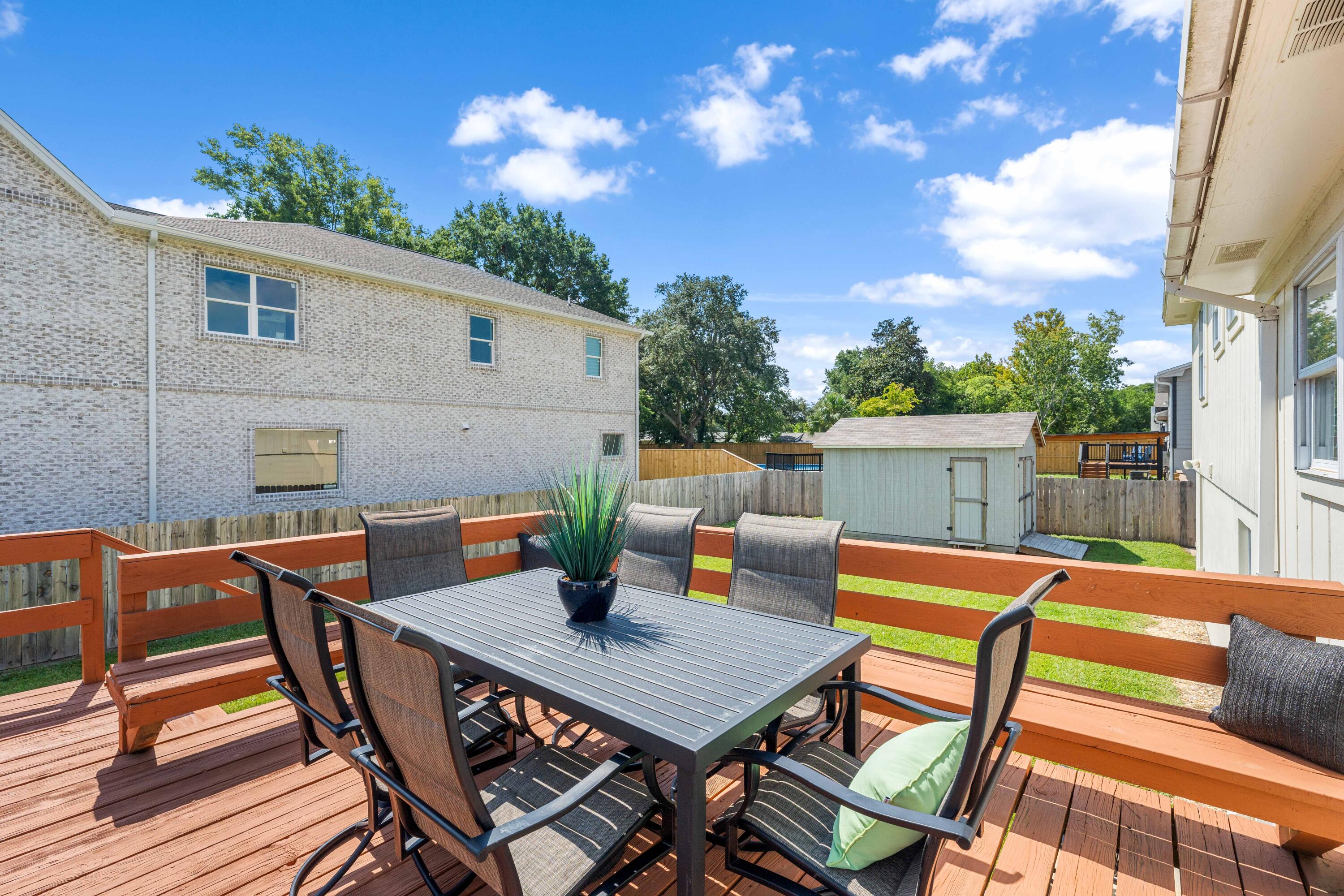 CALHOUN S/D TO DESTIN - Residential