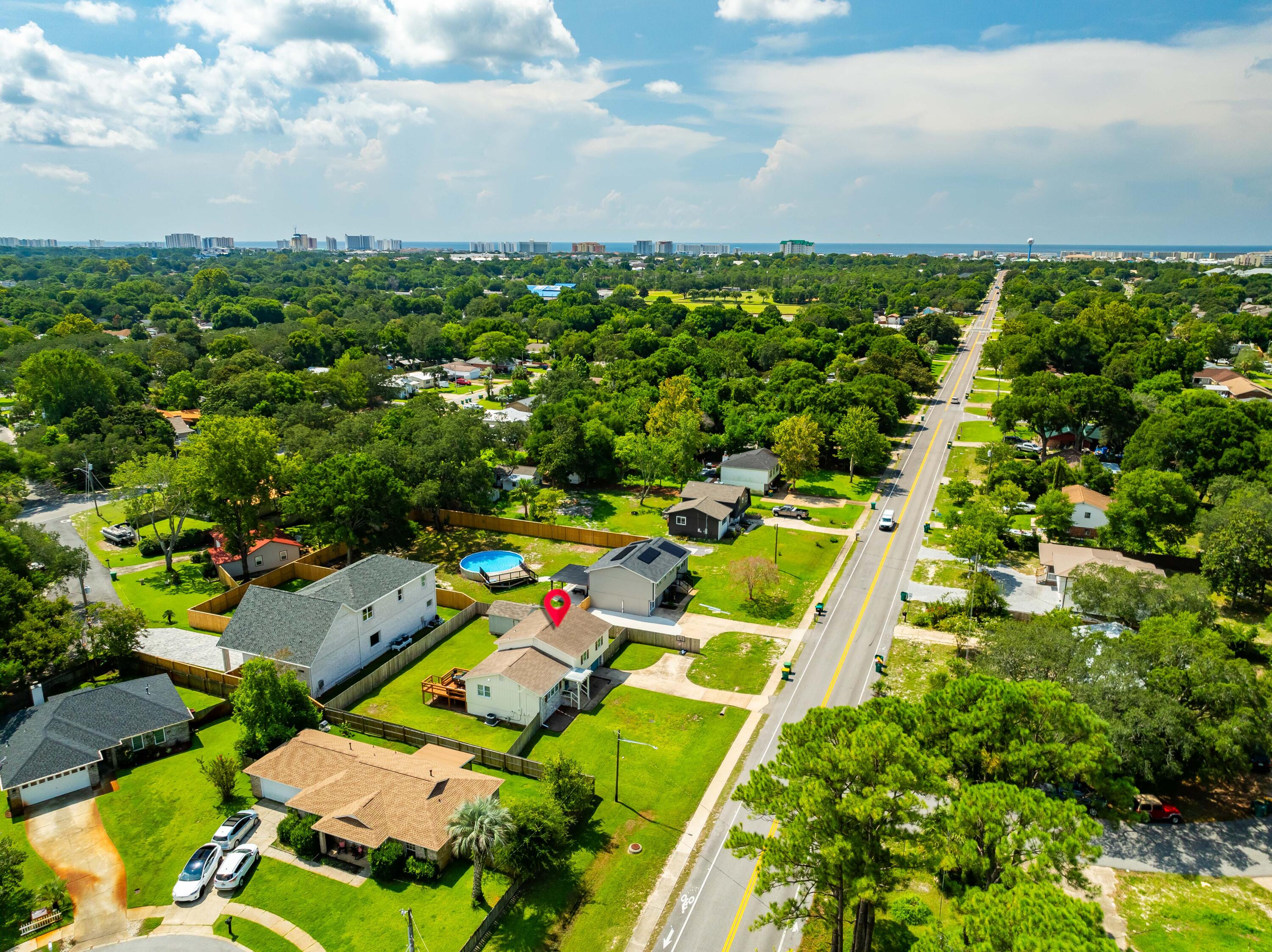 CALHOUN S/D TO DESTIN - Residential