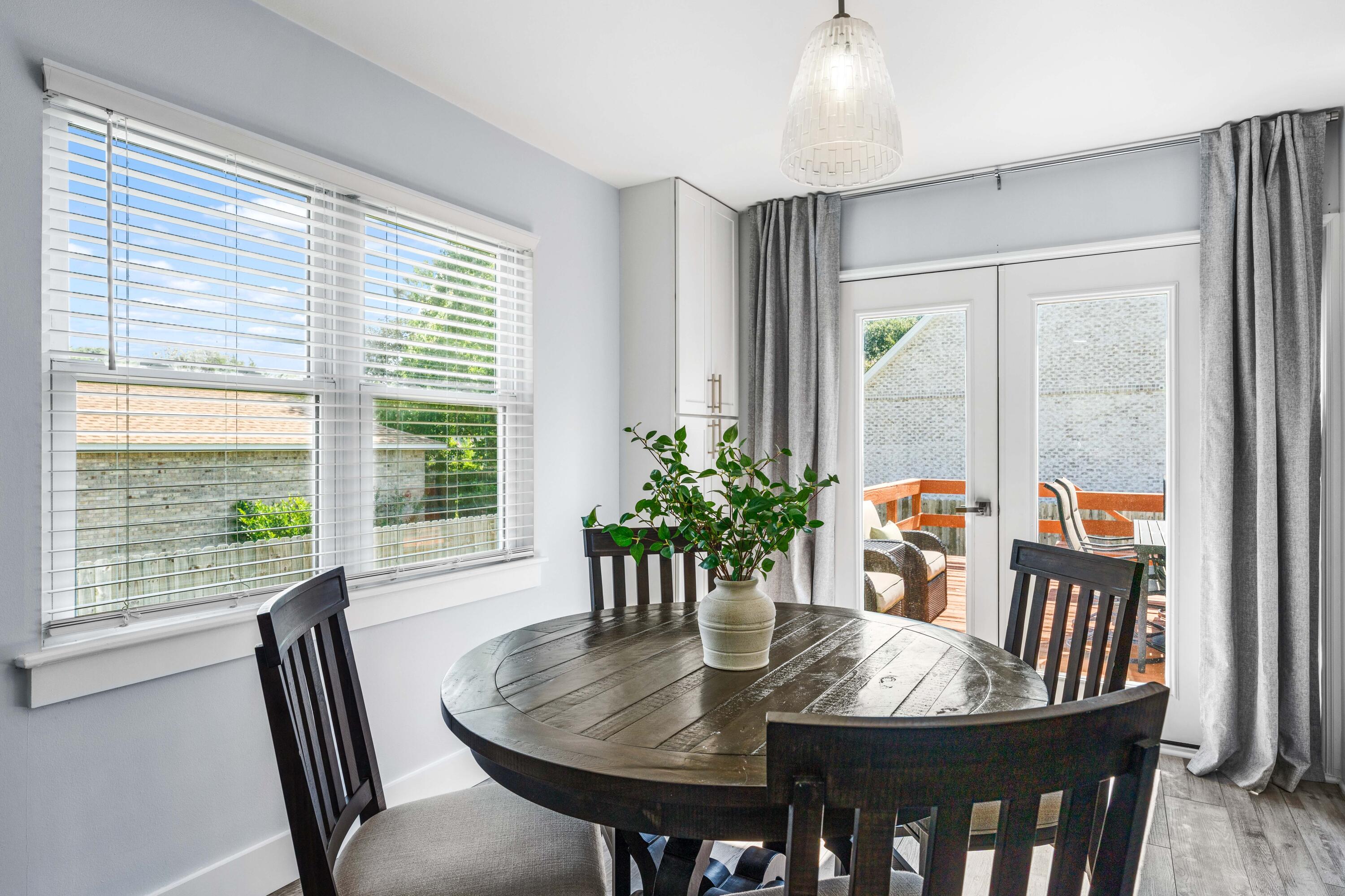 CALHOUN S/D TO DESTIN - Residential