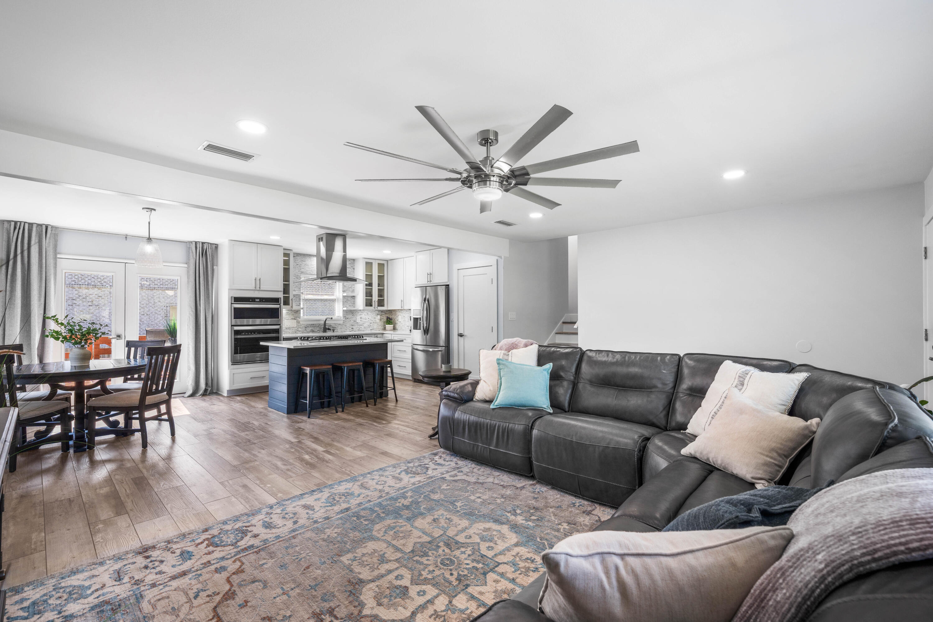 CALHOUN S/D TO DESTIN - Residential