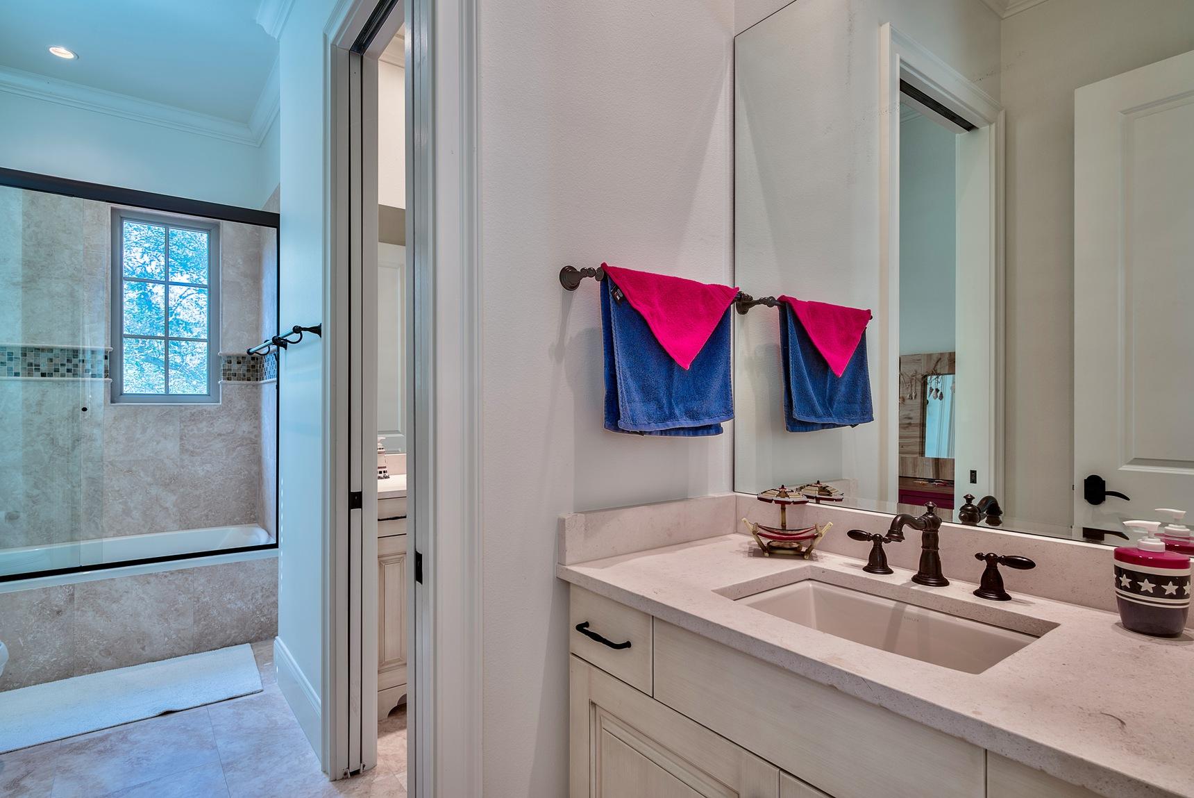 Burnt Pine - Residential