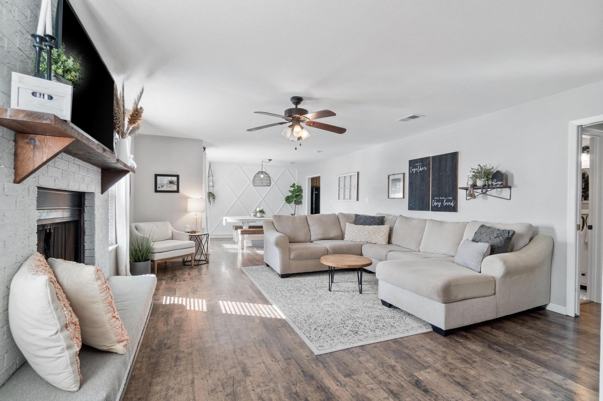 CIMARRON ESTATES - Residential