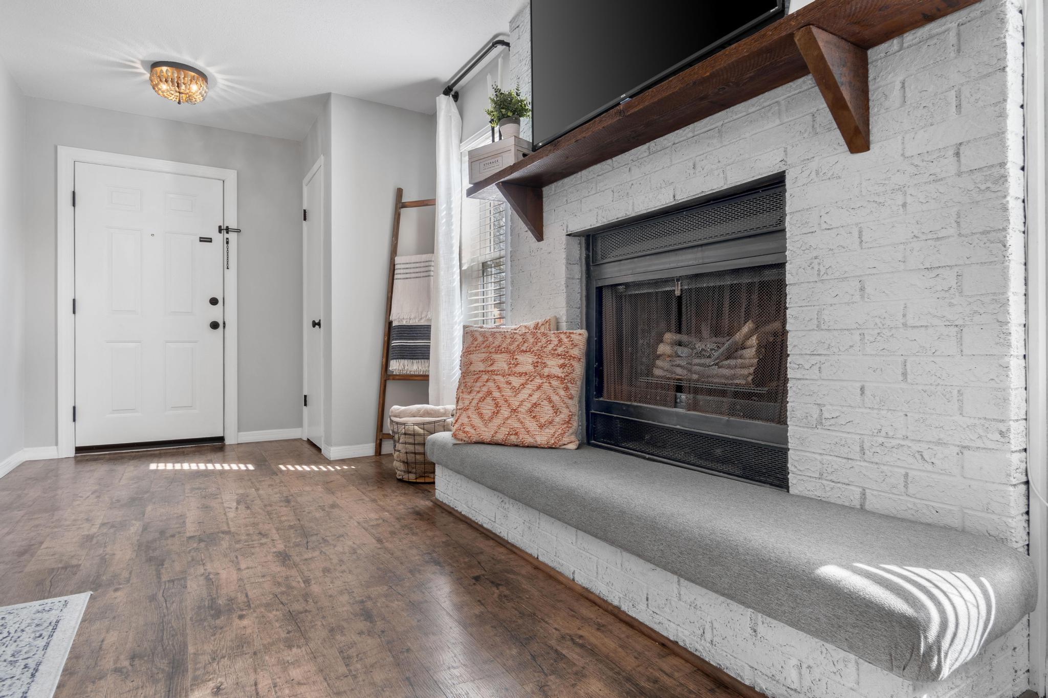 CIMARRON ESTATES - Residential