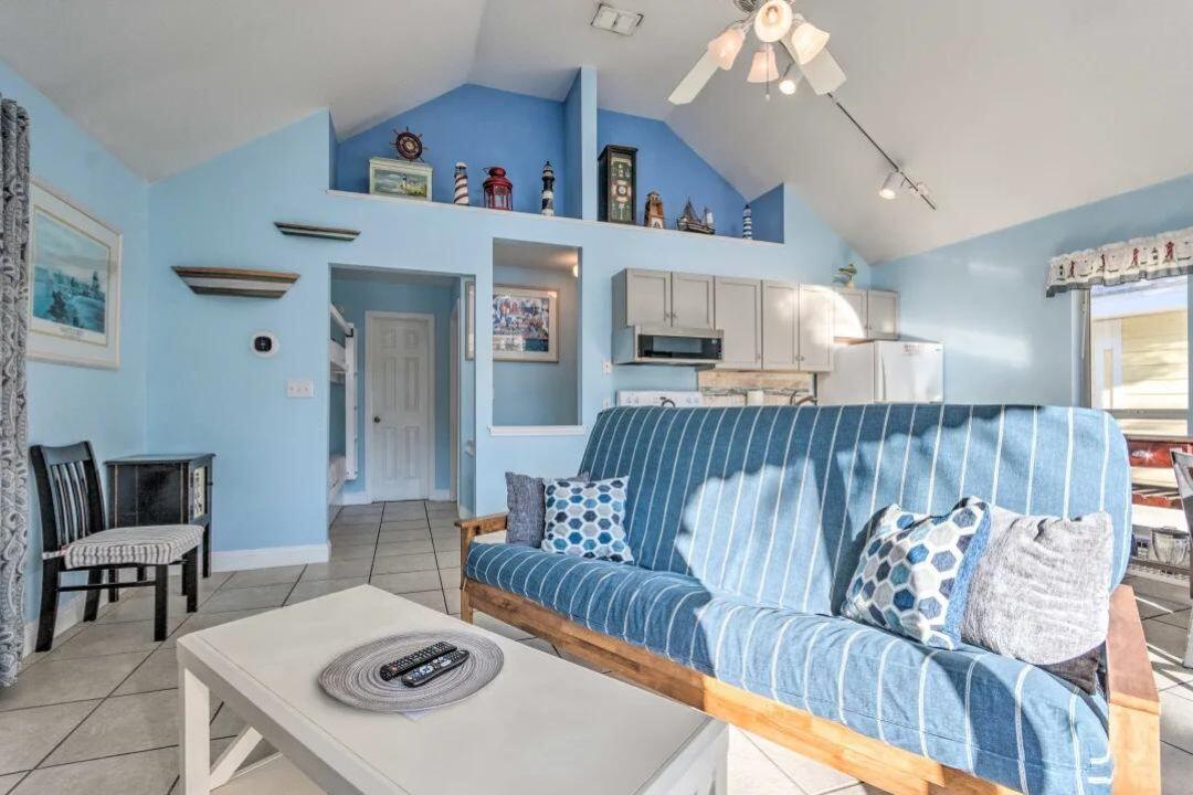 NANTUCKET COTTAGES - Residential