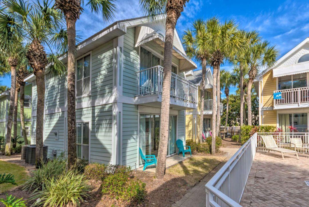 NANTUCKET COTTAGES - Residential