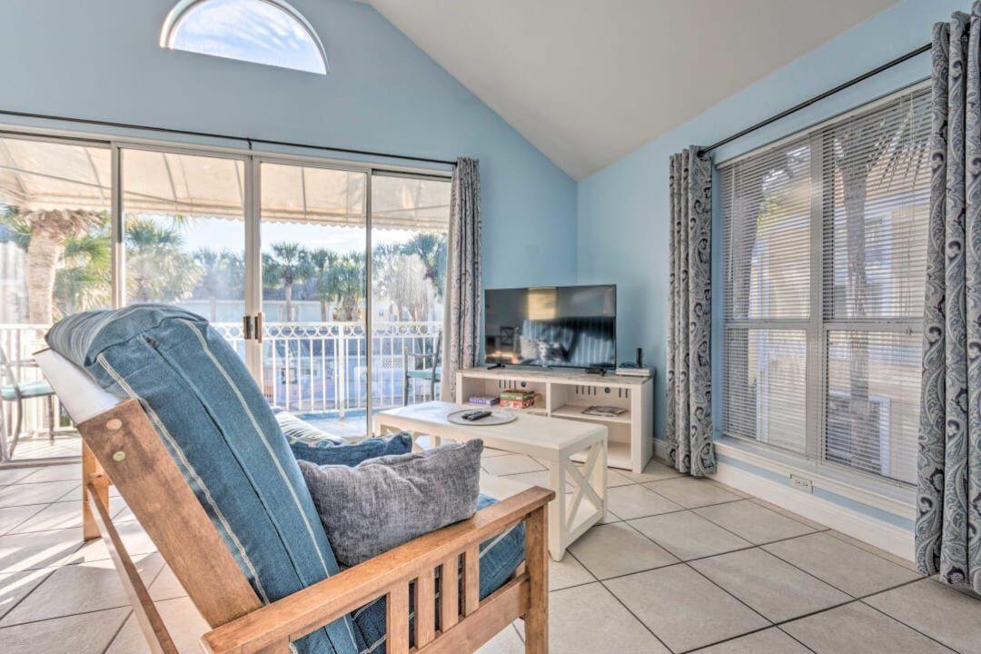 NANTUCKET COTTAGES - Residential