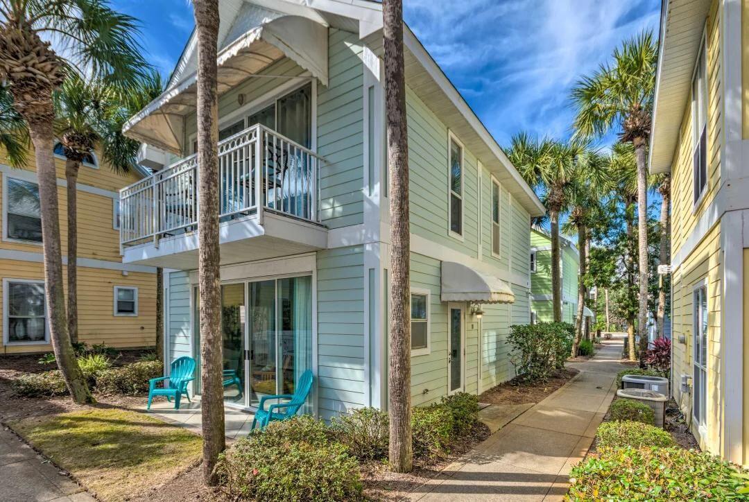 NANTUCKET COTTAGES - Residential
