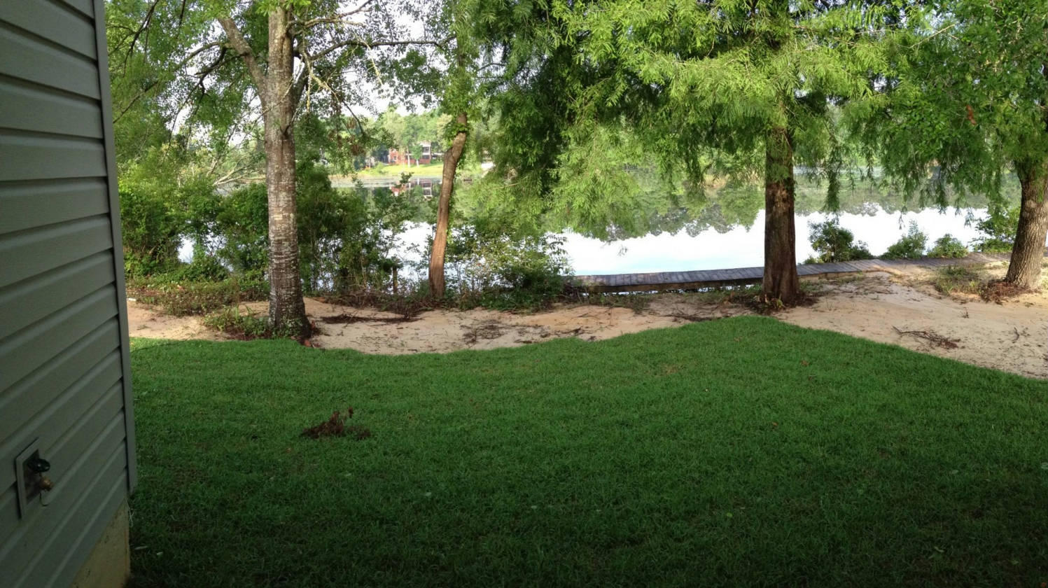 LAKESHORE LANDING - Residential