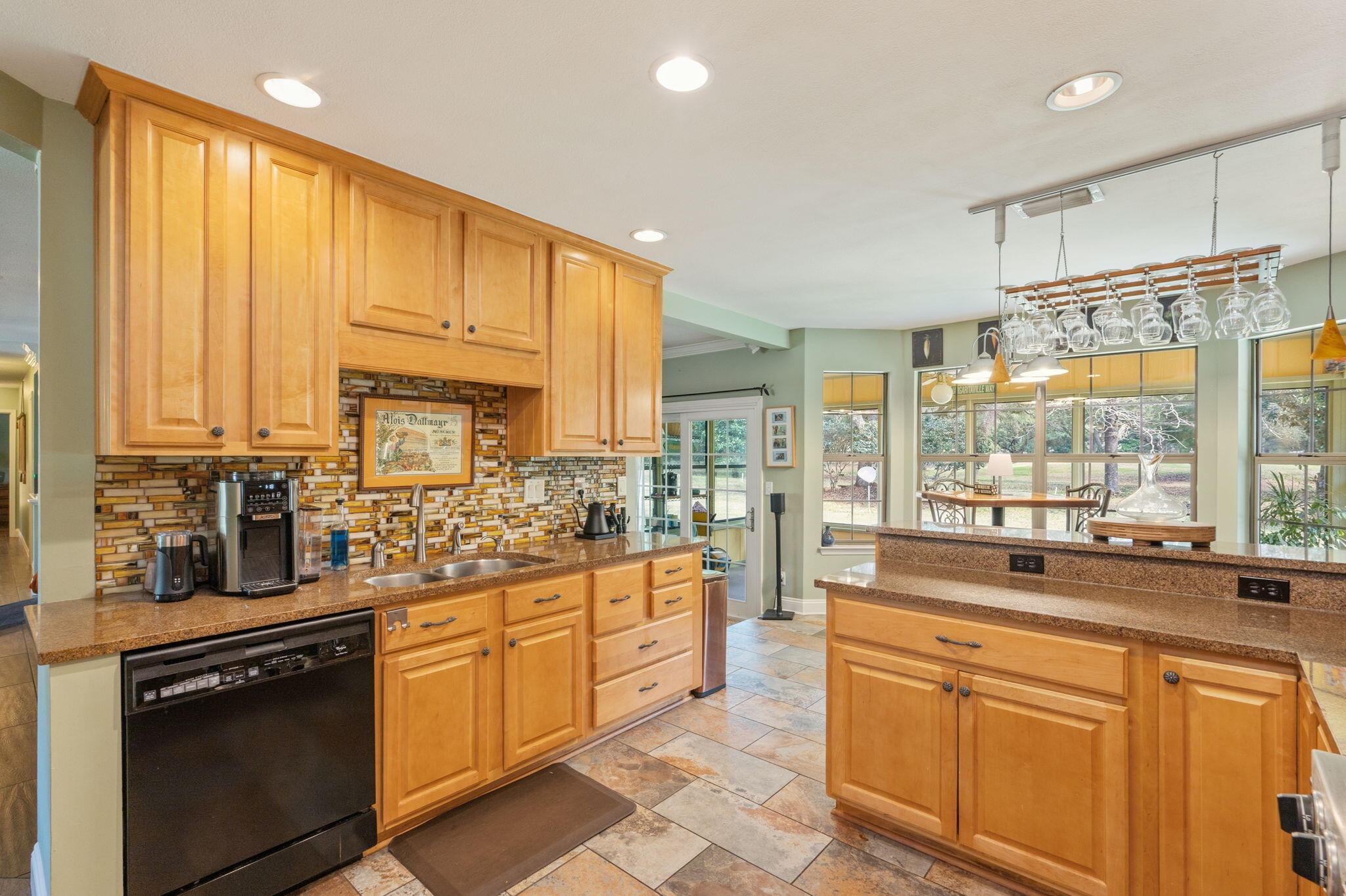 LES CHATEAU - Residential