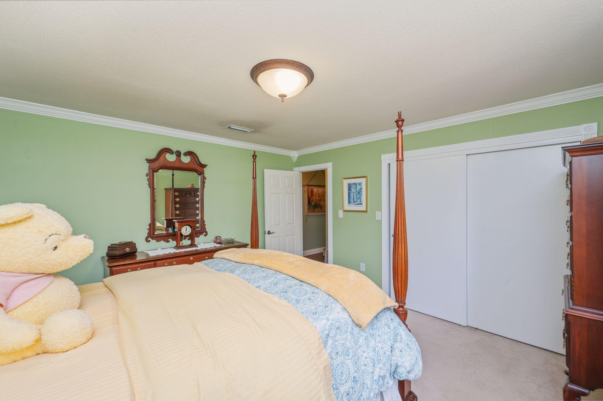 LES CHATEAU - Residential