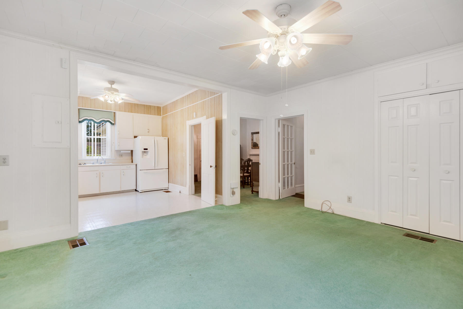 TOWN OF DEFUNIAK SPRINGS - Residential