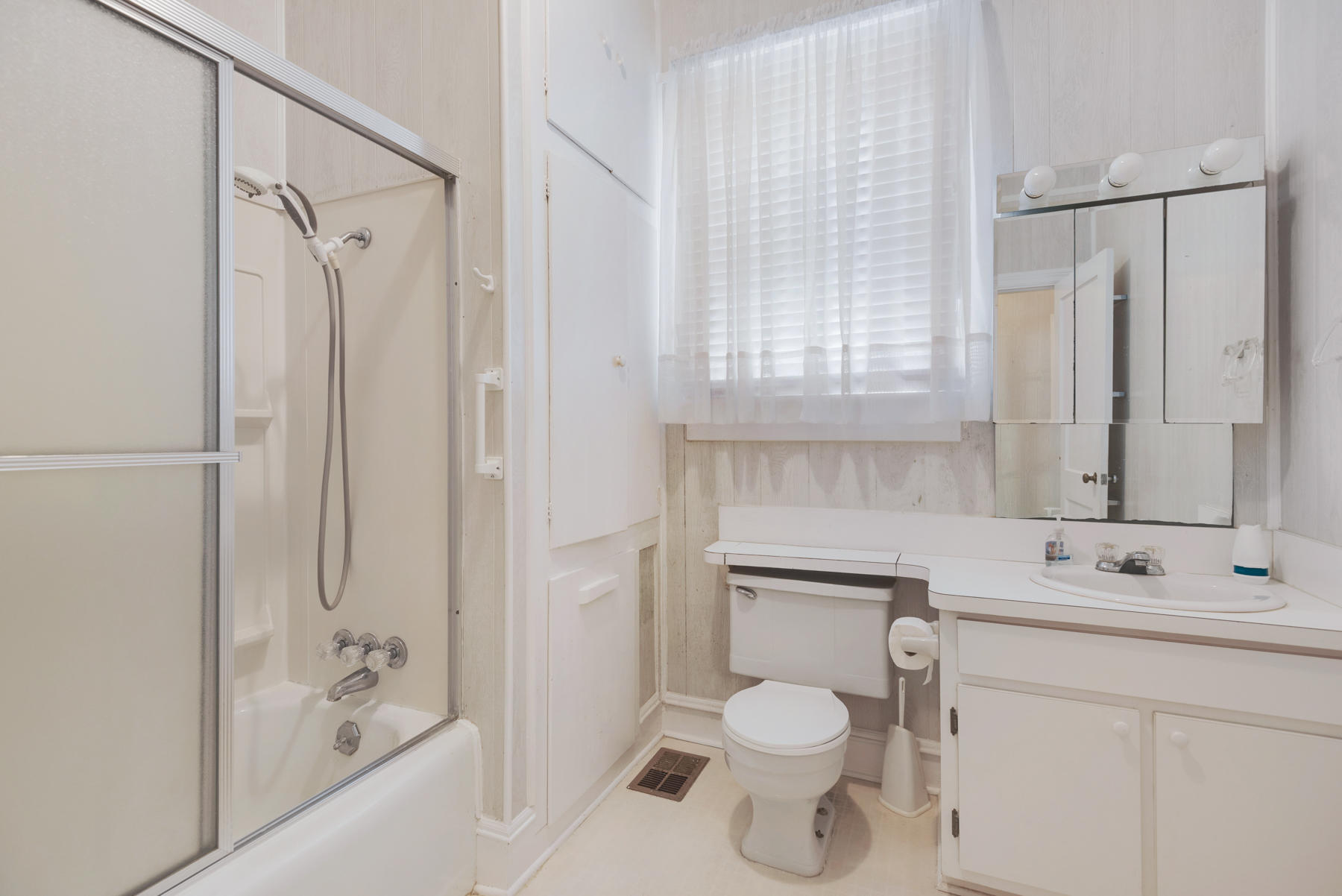 TOWN OF DEFUNIAK SPRINGS - Residential