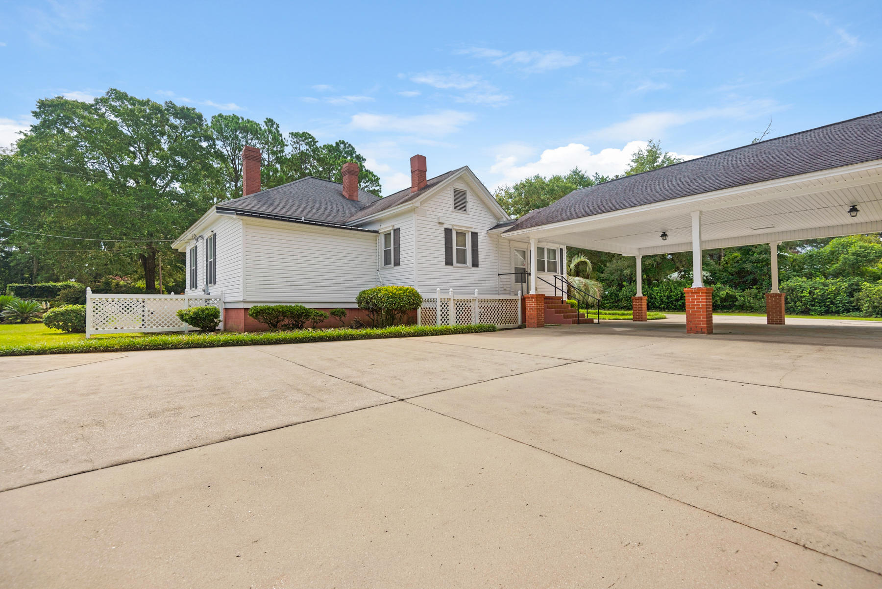 TOWN OF DEFUNIAK SPRINGS - Residential