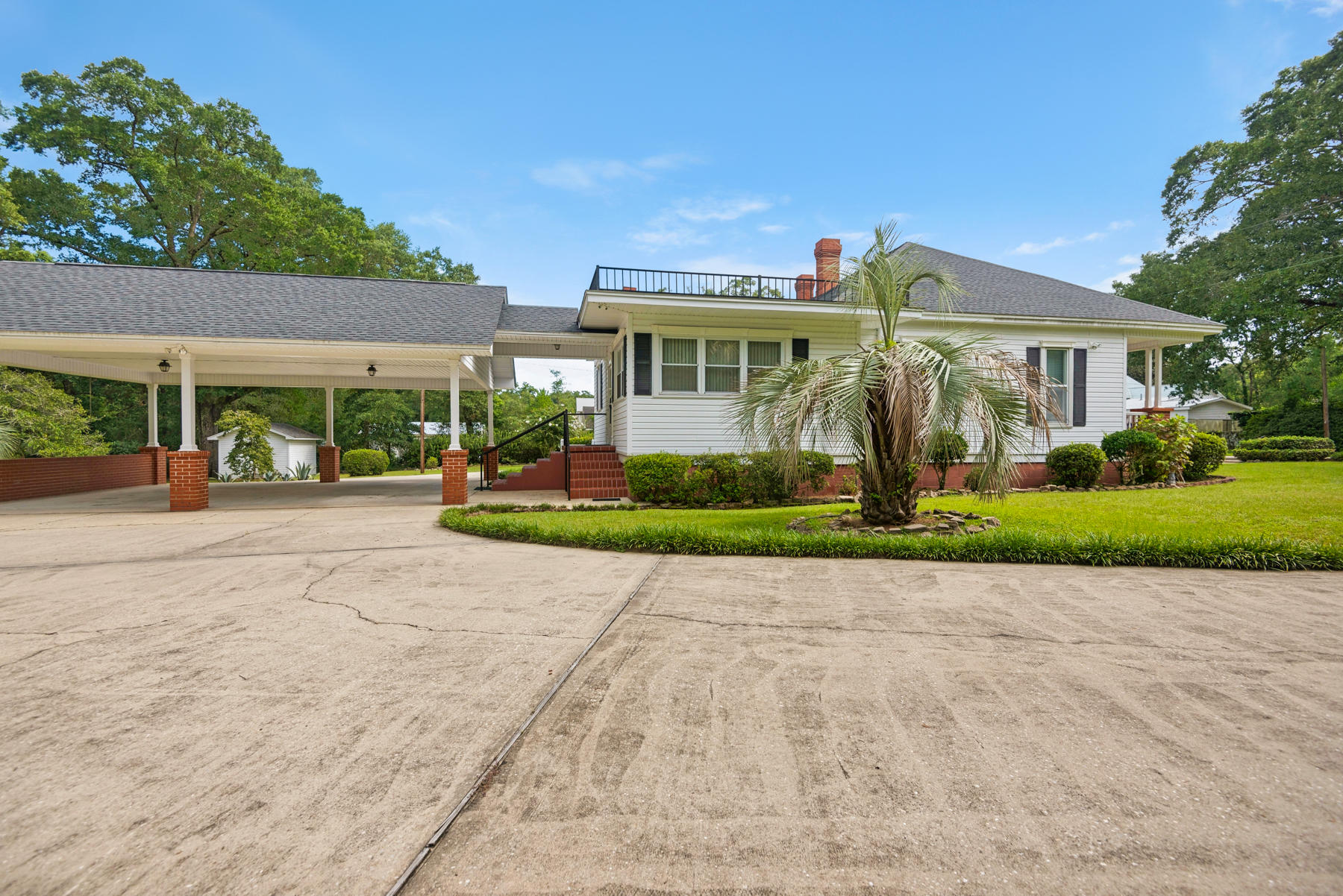 TOWN OF DEFUNIAK SPRINGS - Residential