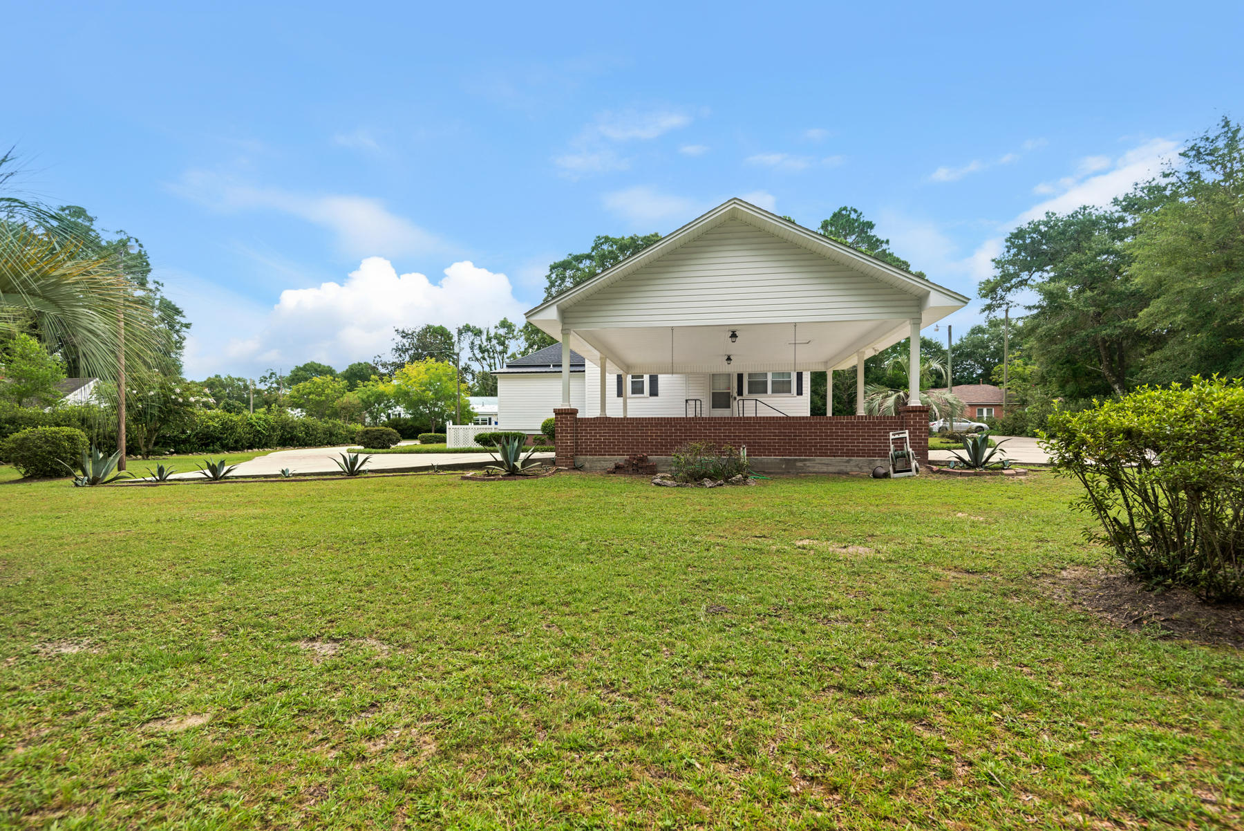 TOWN OF DEFUNIAK SPRINGS - Residential